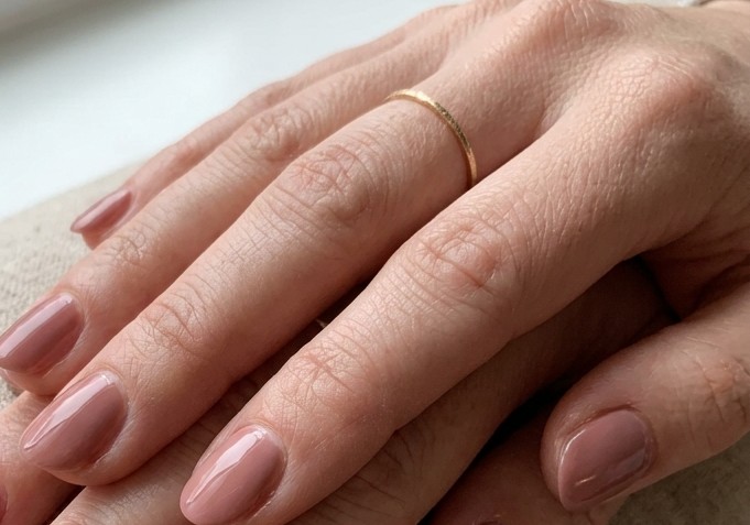 Dusty Rose Gloss Nails